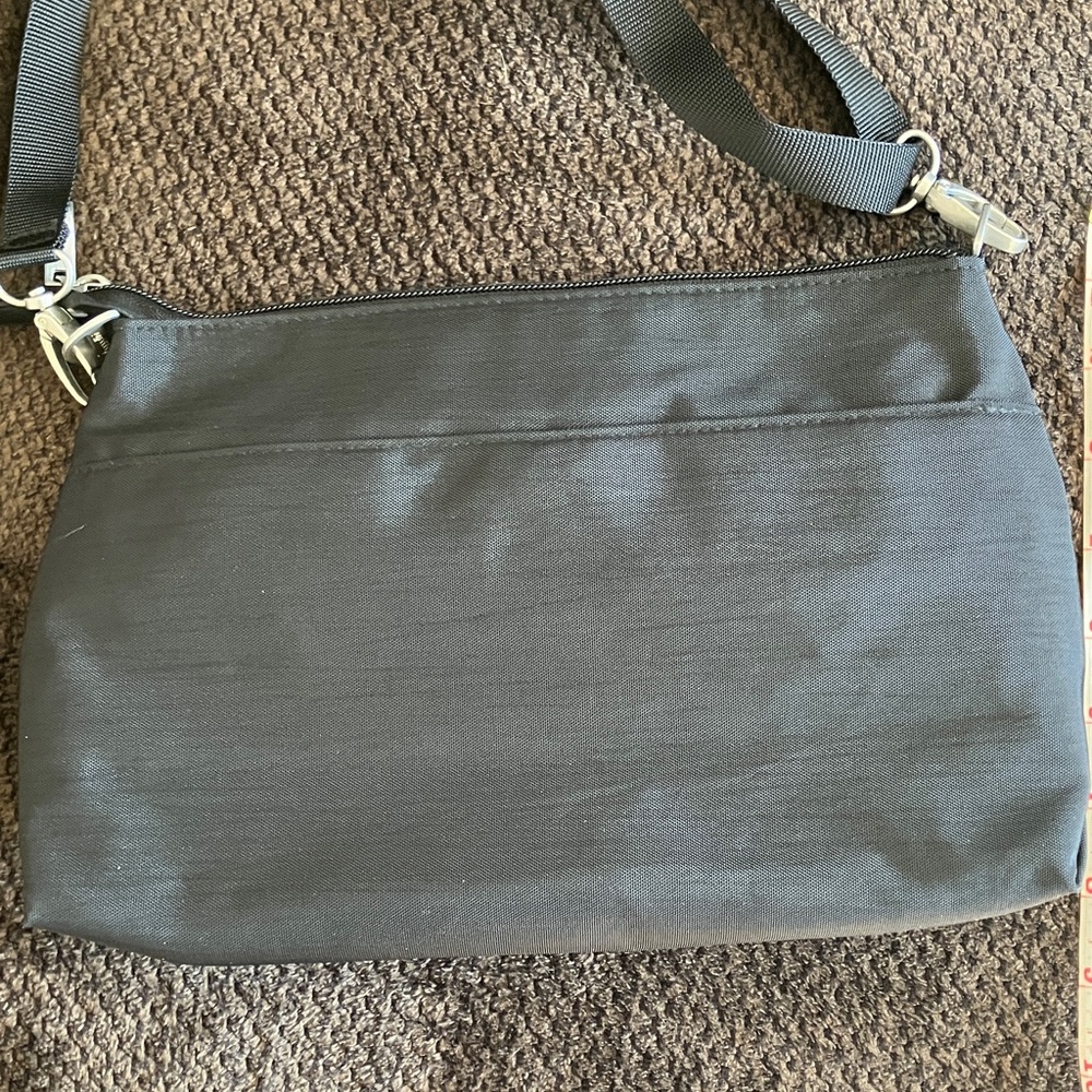 Baggalini crossbody purse - Picture 7 of 7